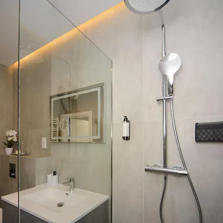 Lägenhet Maya's Flats & 32 - Granaria *