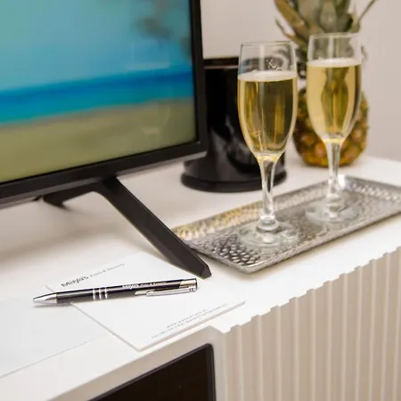 Maya's Flats & 32 - Granaria Lägenhet *