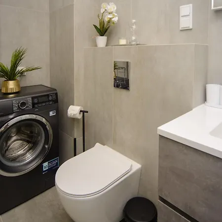 アパート Maya's Flats & 32 - Granaria *