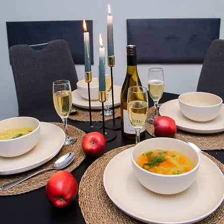 Maya's Flats & 32 - Granaria アパート *