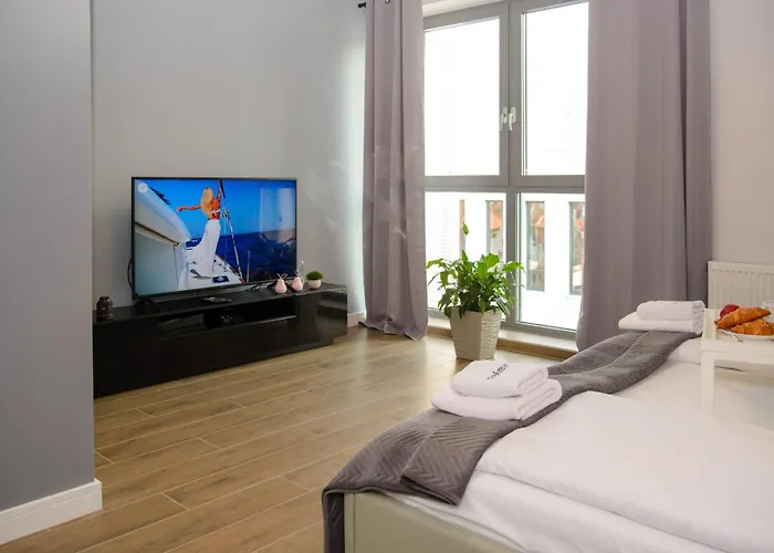 Maya's Flats & 32 - Granaria Apartman *