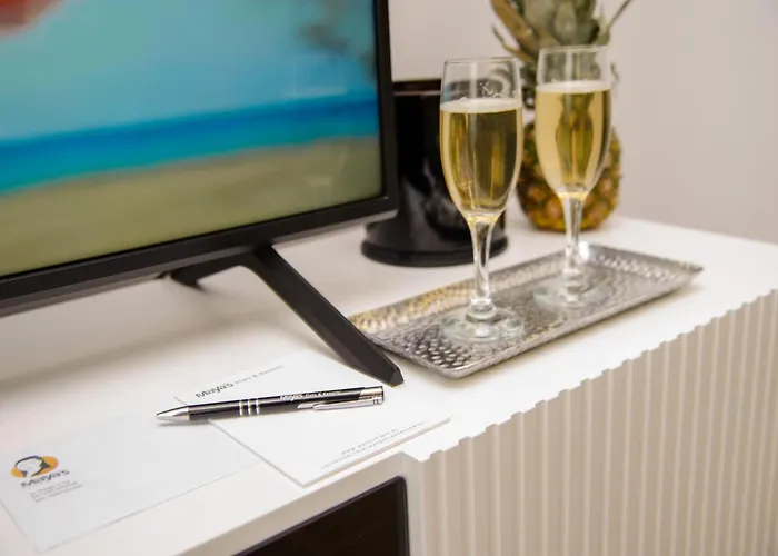 Maya's Flats & 32 - Granaria Apartment *