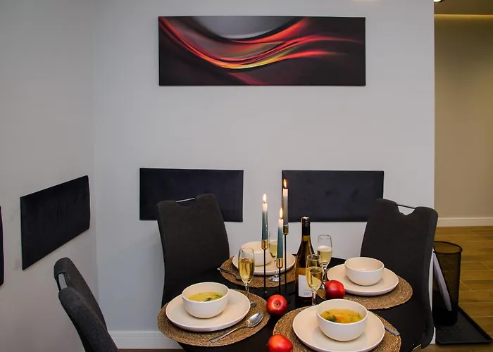 Maya's Flats & 32 - Granaria Apartman Gdańsk