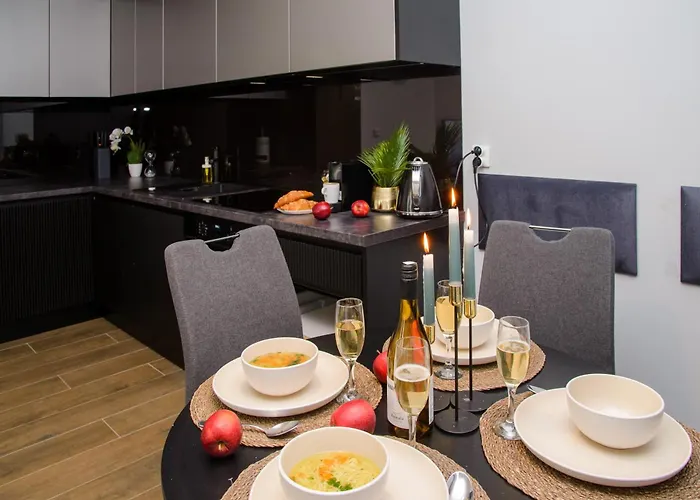 Maya's Flats & 32 - Granaria Apartment Gdansk