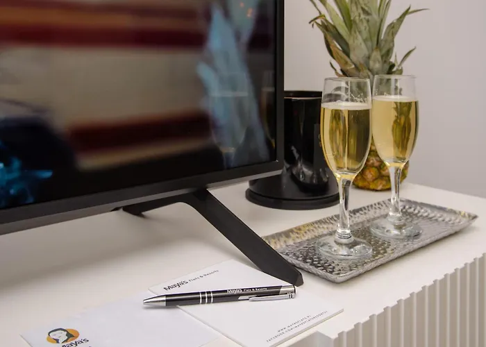 Maya's Flats & 32 - Granaria Appartement *